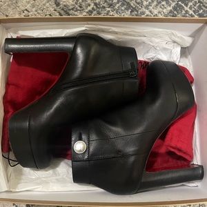 Christian Louboitin Boots (size 41)